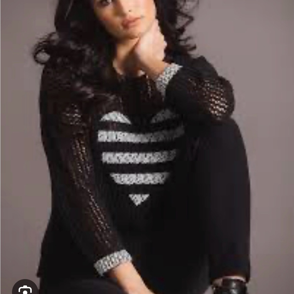 Black and Gray Heart Pattern Sweater